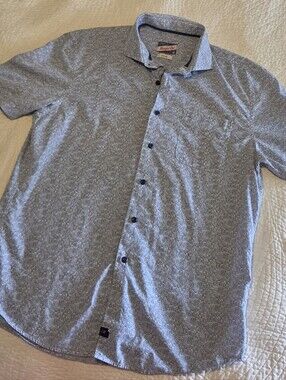 johnnie-O Short-Sleeve Button-Up Shirt In Light Blue Pattern, Size Medium